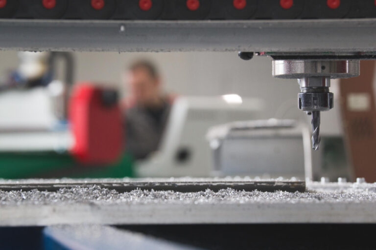 Frezowanie CNC – precyzja, której potrzebuje nowoczesna produkcja